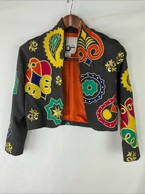 Vintage 1980s IBE Dark Grey Cropped Multicolored Embroidered Jacket Size 6